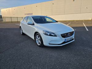 Volvo V40 1.6 PETROL, AUTOMATIC, LOW MILEAGE, WARR - Image 4