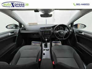Volkswagen Golf 1.2 TSI Automatic, Reversing camer - Image 4
