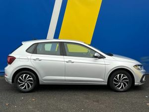 Volkswagen Polo LIFE 1.0 TSI AUTO // 15" DIAMOND C - Image 2