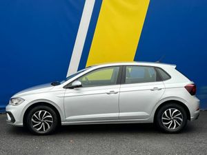 Volkswagen Polo LIFE 1.0 TSI AUTO // 15" DIAMOND C - Image 3