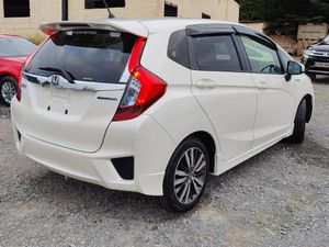 2016 Honda Fit 1.5 Petrol Hybrid - Image 3