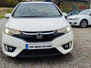 2016 Honda Fit 1.5 Petrol Hybrid - Image 4
