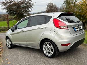 Ford Fiesta 2014 petrol - Image 2