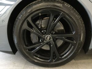Audi e-tron GT QUATTRO - Black Edition - - Image 4