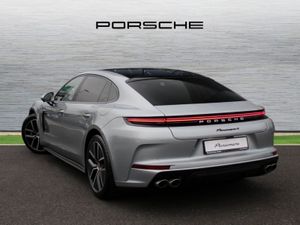 Porsche Panamera 4 E-hybrid Executive (new) - Image 3