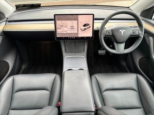 Tesla Model Y RWD Great Value - Image 2