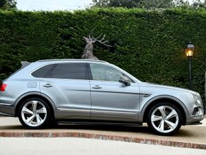 Bentley Bentayga  6.0 W12 600BHP 333 ROAD TAX - Image 3