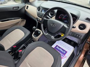 HYUNDAI i10 2015 1.0 PETROL LOW MILEAGE IMMACULATE - Image 3