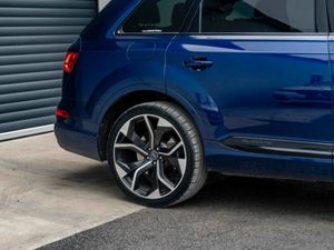 Audi Q7 TDI QUATTRO S LINE - Image 3