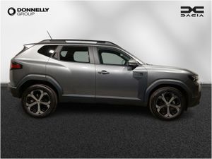Dacia Duster Estate Journey - Image 4
