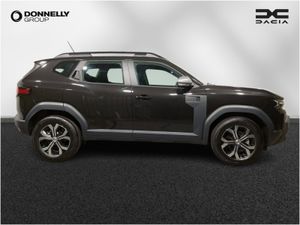 Dacia Duster Estate Expression - Image 4