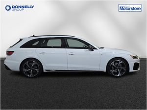 Audi A4 Avant Black Edition - Image 3