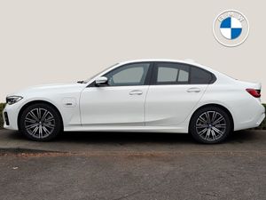 BMW 3 Series 330e M Sport - Image 3