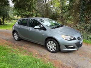 141 Opel Astra 1.4L, Long NCT until June 2026! - Image 4