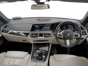 BMW X5 Xdrive45e M Sport - Image 4