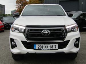 Toyota Hilux 2.4D4D Invinc 150BHP D/C 4DR Auto.(24 - Image 2