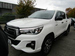 Toyota Hilux 2.4D4D Invinc 150BHP D/C 4DR Auto.(24 - Image 3