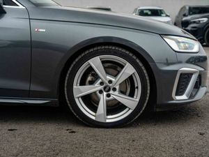 Audi A4 AVANT TDI S LINE - Image 3