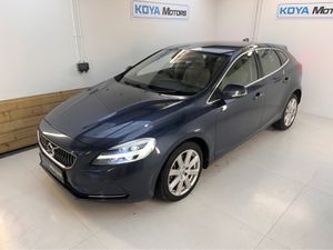 Volvo V40 D4 2.0 INSCRIPTION PRO DIESEL AUTOMATIC - Image 2