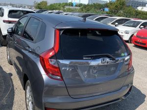 2018 Honda Fit 1.5 Hybrid - Image 3