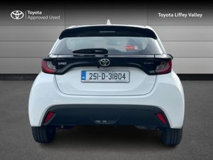 Toyota Yaris Yaris Hybrid 115 Luna - Image 4