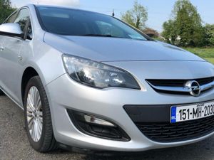 Opel Astra 2015 1.6 TDI NEW NCT ! - Image 2