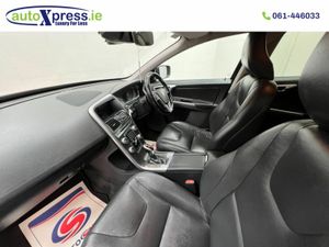Volvo XC60 2.0 Automatic - Image 4