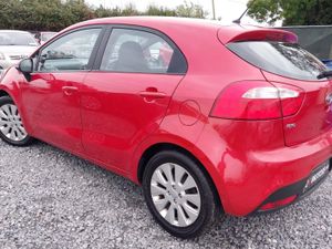 🔵 Kia Rio  1.1 CRDI 2 ECO DYNAMIC  5DR - Image 3
