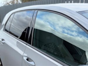 Volkswagen Golf 2022 Volkswagen Golf R-LINE TSI - Image 4