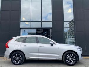 Volvo XC60 T6 Recharge Inscription Expression - Image 4