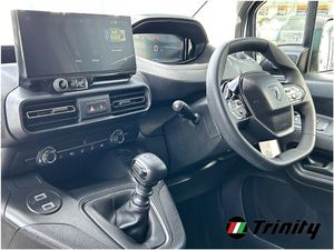 Peugeot Partner Demo 252  Partner PRO Plus 1.5 HD - Image 2