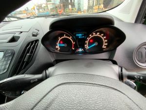 Ford Transit Courier - Image 3
