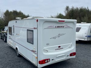 Compass 4/5 Berth Fixed Bed Caravan - Image 3