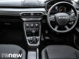 Dacia Sandero Essential TCe 90 5Sp Gsr2 - Image 2