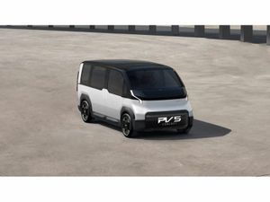 Kia Other PV5 Passenger & Commercial - ORDER NOW F - Image 4