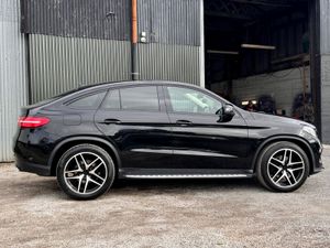 Mercedes Benz GLE 350d AMG - Image 4