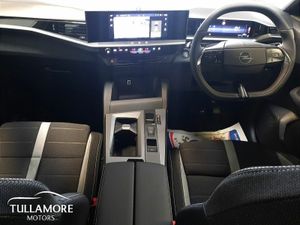Opel Grandland Elegance PureTech 136 MHEV - Image 2