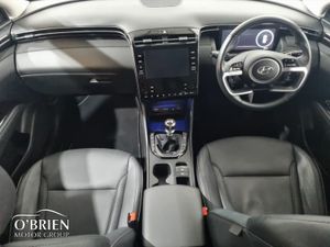 Hyundai Tucson 2WD Executive w.2 Tone Roof - Image 2