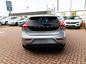 2.0D4 LUXURY EDITION 5DR HATCHBACK AUTOMATIC // BU - Image 4