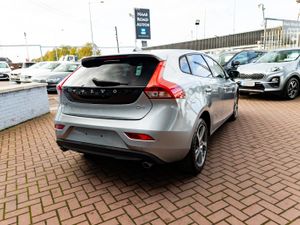 2.0D4 LUXURY EDITION 5DR HATCHBACK AUTOMATIC // BU - Image 3