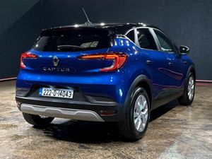 Renault Captur ICONIC EDITION - CRUISE CONTROL - P - Image 4