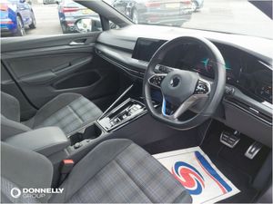 Volkswagen Golf Hatchback GTE - Image 3