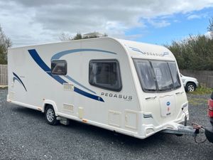 Bailey Pegasus 4 Berth Fixed Bed Caravan - Image 4