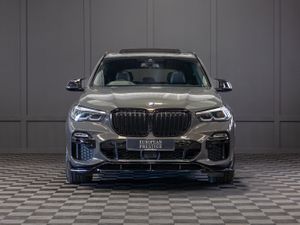 212 BMW X5 X-Drive 45e M-Sport - Image 2