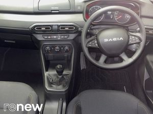 Dacia Sandero Stepway Stepway Essential TCe 90 Gs - Image 2