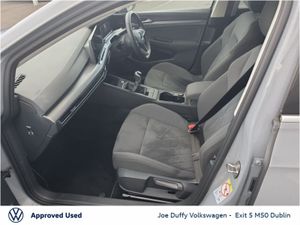 Volkswagen Golf 1.5 TSI 130HP Style - Image 4