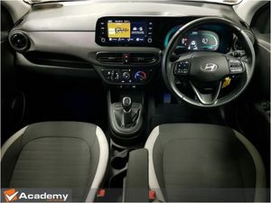 Hyundai i10 Deluxe Plus 5DR - Image 2