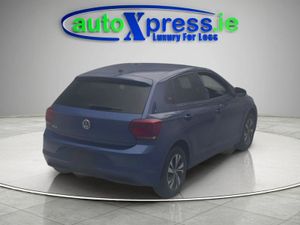 Volkswagen Polo 1.0 Automatic, Reversing camera - Image 3