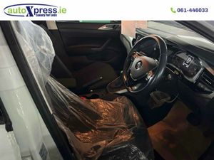 Volkswagen Polo 1.0 TSI Comfort Line Limited Autom - Image 2