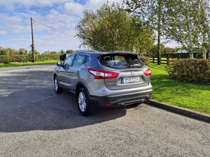 Nissan Qashqai 2017 automatic ( nct +tax) - Image 4